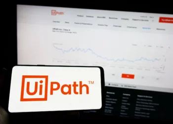 UiPath Stock Outpaces Tech Sector: In-Depth 2025 Investment